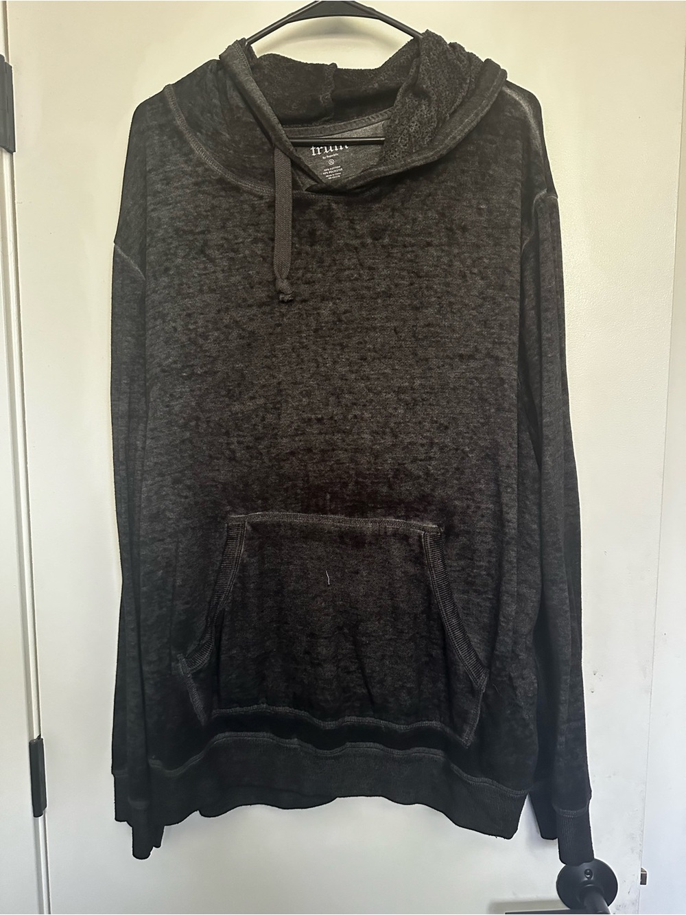 Men’s Black Lightweight Hooded Pullover Sweatshirt